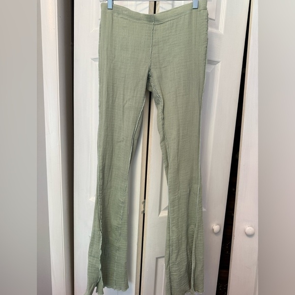Free People Pants - Free People Slim Split Hem Flare Pull-on Cotton Pants Sz Small Mint Green